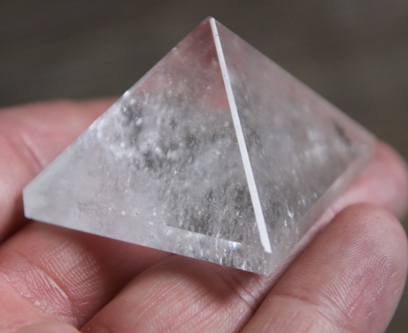 Minerali & Pietre curative: NEU: Bergkristall Pyramide 4 cm – Nuovo (secondo la descrizione) da Matten b. Interl venduto da EdelsteineInterlaken 1