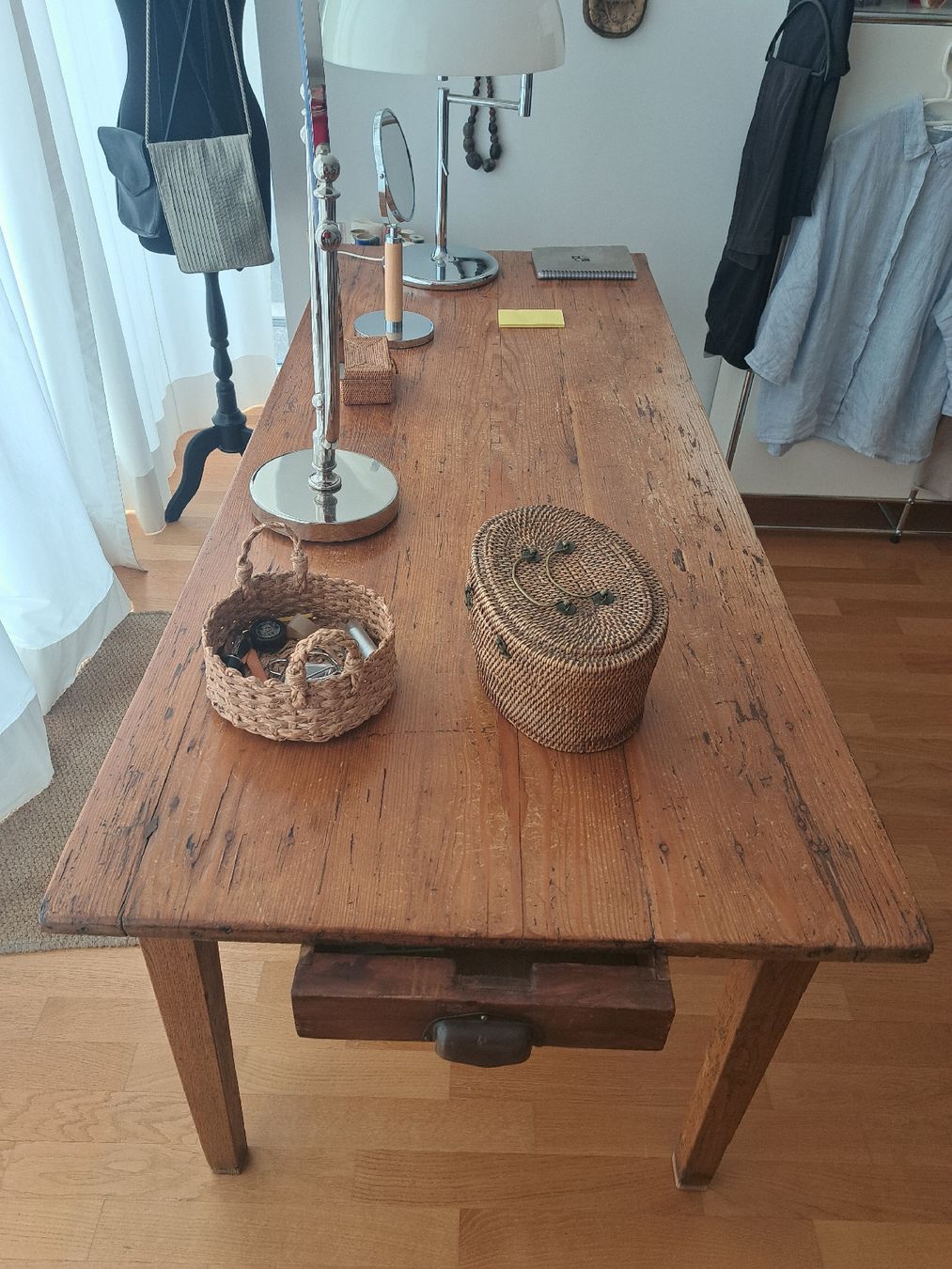 Tavoli: Table ancienne en bois – Usato da Zollikerberg venduto da ren_q7gc 1