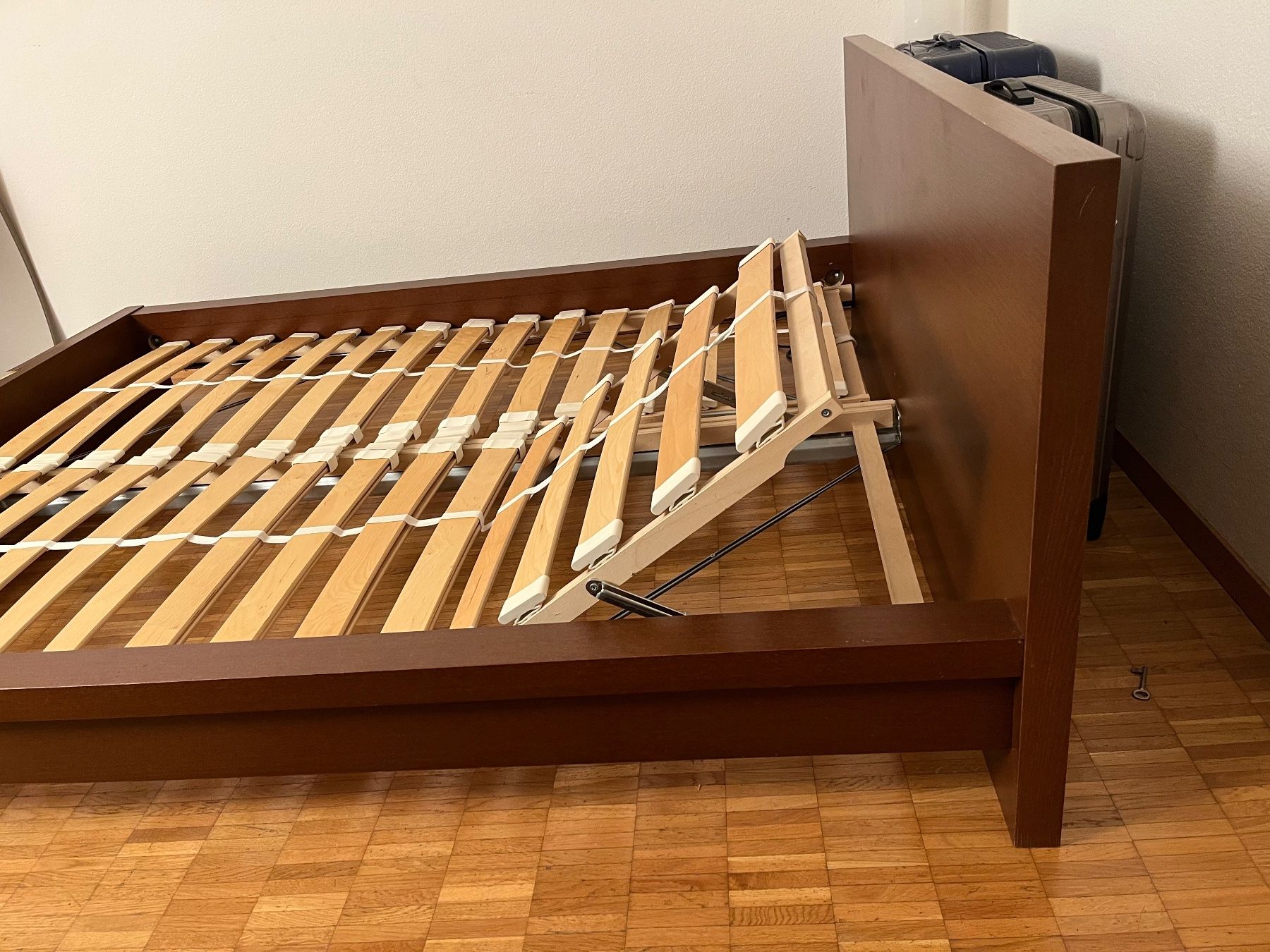 Ikea Letti: Ikea Bettgestell Malm inkl. Lattenrost – Usato da Zürich venduto da debokarina 1