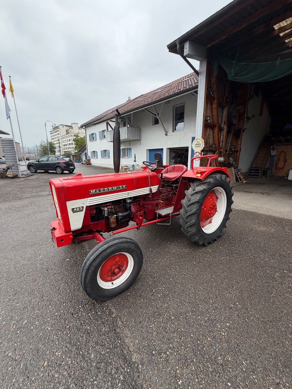 IHC Traktoren: Traktor Mc Cormick 423 – Gebraucht aus St. Gallen von babinos01 4