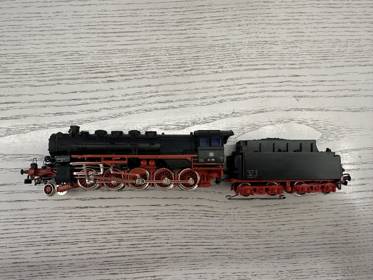Märklin Modellini di ferrovie: Märklin 3084 BR DB BR 44 – Usato da Lupsingen venduto da New-Haven 2