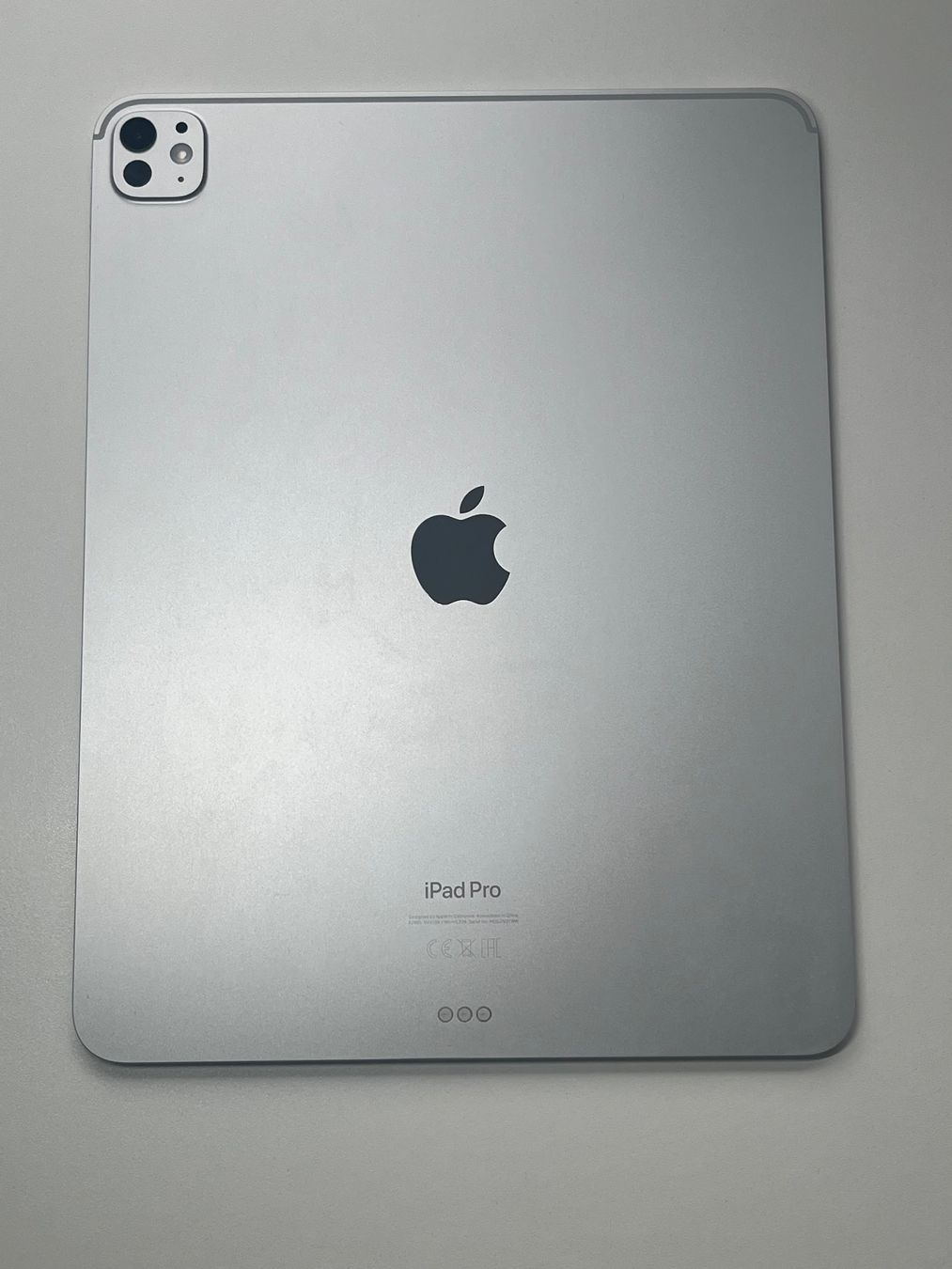 Apple Tablet PC: iPad Pro 13" M4 2024 256GB - neuwertig – Nuovo (secondo la descrizione) da Erlinsbach venduto da lukas0176 1