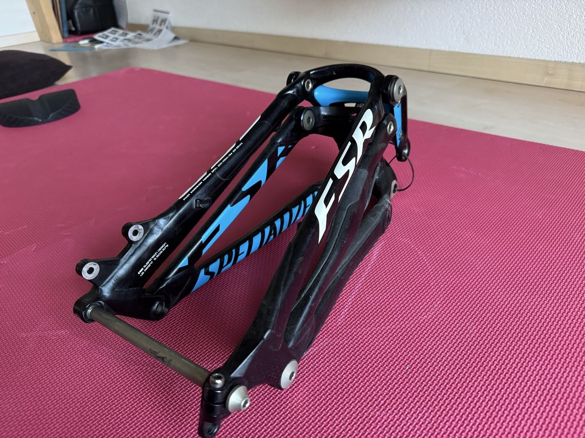 Specialized Pezzi di ricambio: Specialized Demo 8 FSR Hinterbau ca. 2014, Grösse M! – Usato da Grenchen venduto da sara1194 2