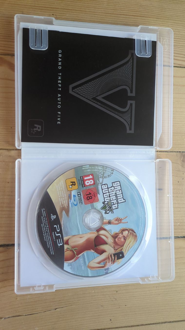 Sony Jeux: Grand Theft Auto V PS3  – D'occasion à Genève par ims1 1