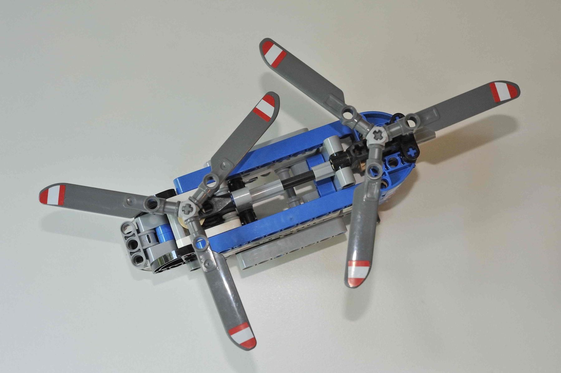 Lego Giocattoli: Lego Zwei Helikopter – Usato da Schwerzenbach venduto da floridan 7