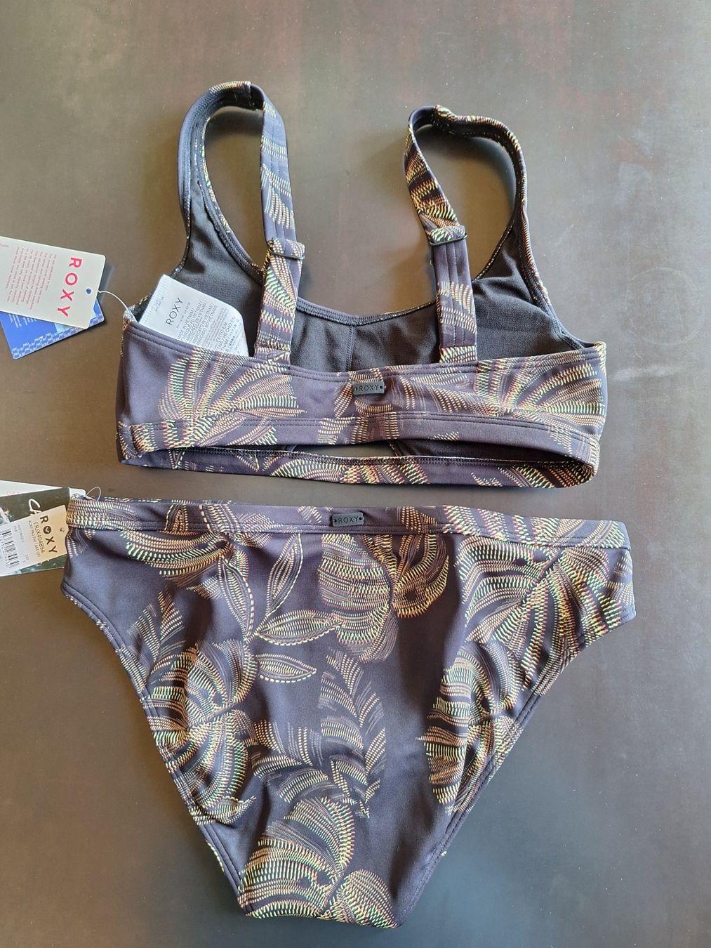 Roxy Costumi da bagno & Bikini: Bikini Roxy Gr. XS/S – Nuovo e nell'imballaggio originale da Andelfingen venduto da Rihanna9 2