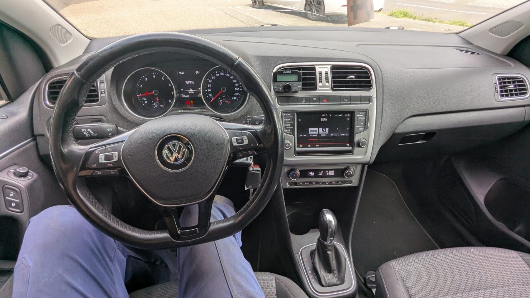 VW Autos: VW Polo 1.2 TSI 110 BlueMT Comfl. DSG – Gebraucht aus Bigenthal von luk_qp25 8