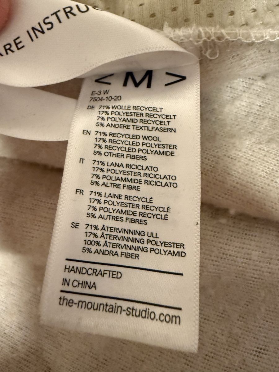 Vestes: Jacke Gr.XS von THE MOUNTAIN STUDIO – D'occasion à Schenkon par NaBr 6