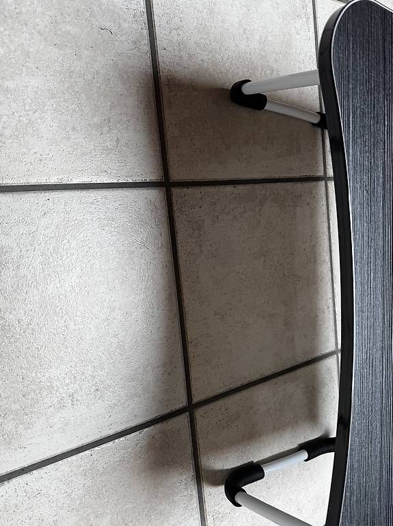 Bureaux: Laptoptische klappbar neu – D'occasion à Wollerau par michel31 2