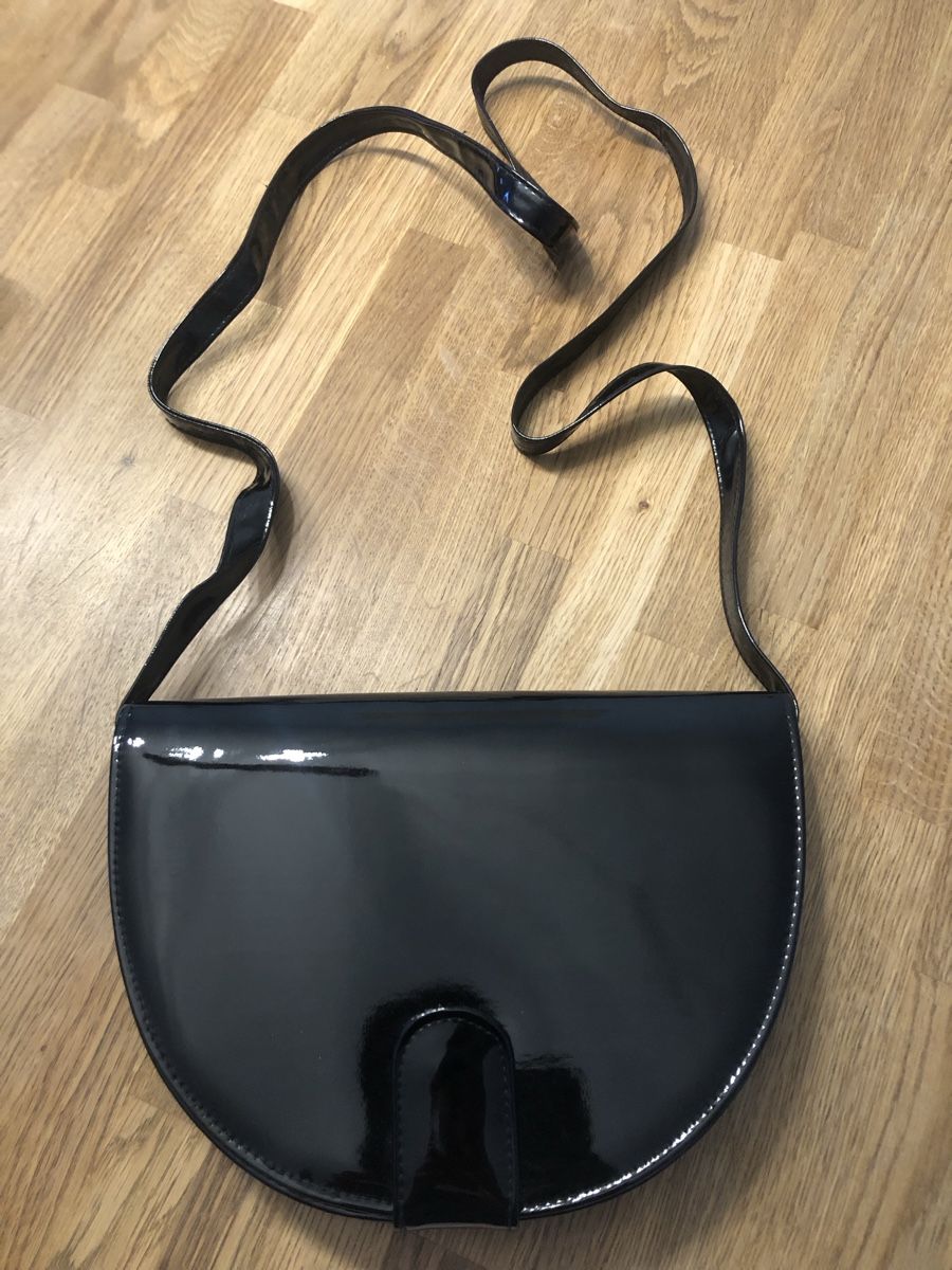 Taschen für Damen: Lacktasche – Neu (gemäss Beschreibung) aus RORBAS von ANDOM