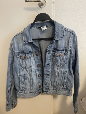 H&M Jeansjacke Gr. 36, 1-2x getragen