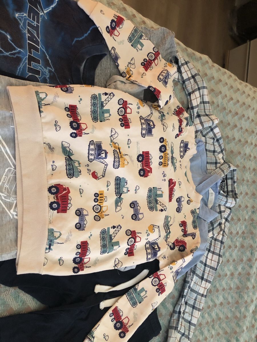 Lotti & Set di vestiti: Set vestiti bambino – Usato da Uster venduto da mar_pqx5 4