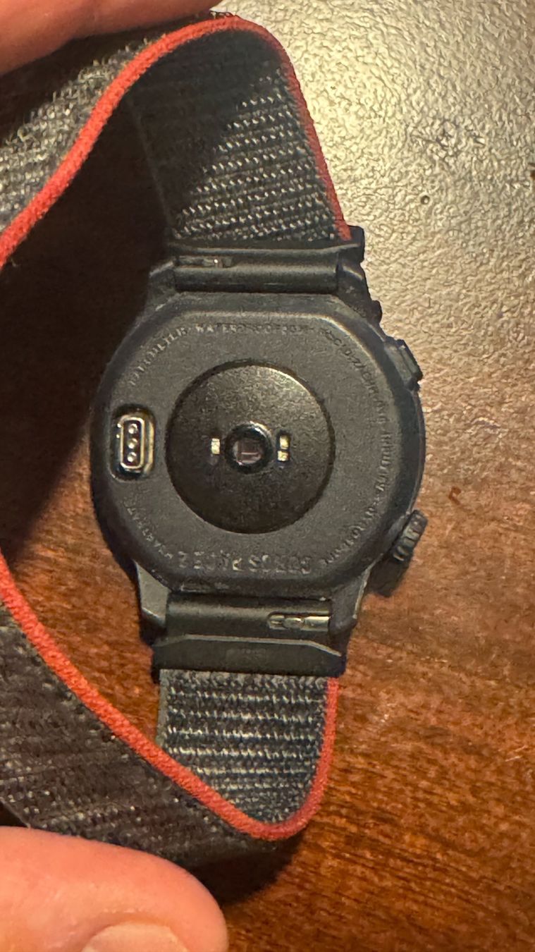 Coros Smartwatch: COROS Pace 2 avec bracelet et chargeur – Usato da St-Sulpice VD venduto da babou79 1