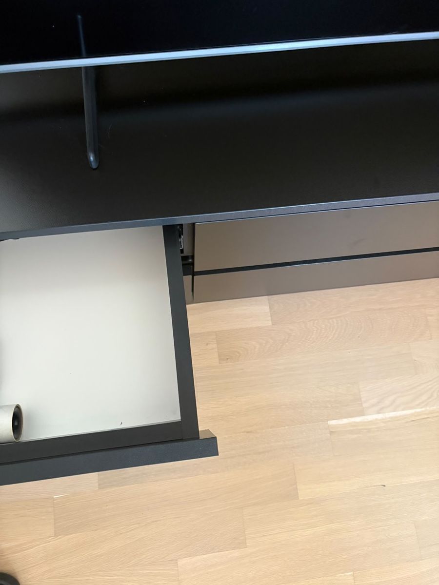 TV Möbel: TV-Unterschrank schwarz – Neu (gemäss Beschreibung) aus Kloten von lor_79f8 4