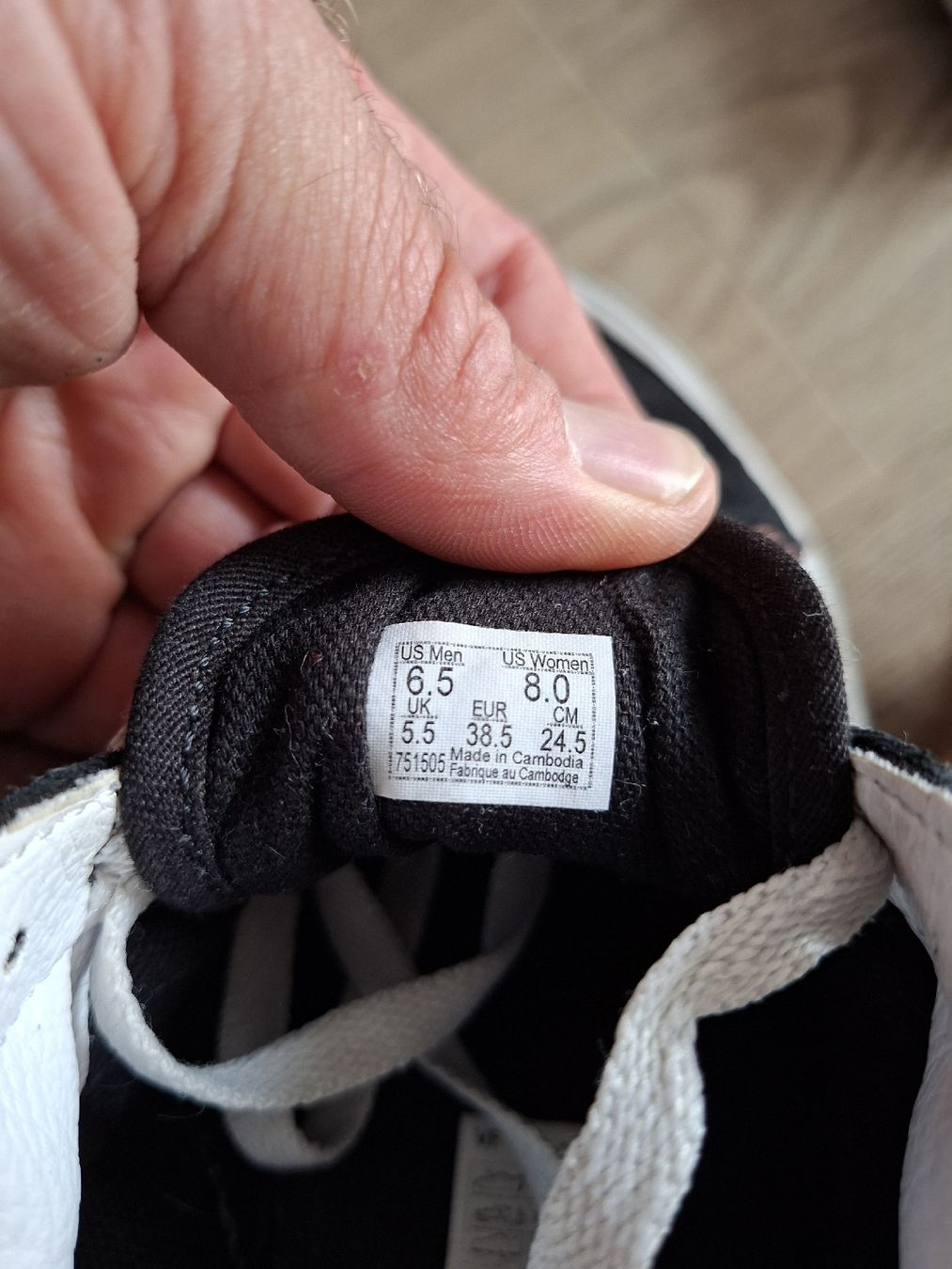 Vans Chaussures femmes: basket vans taille 38,5 – D'occasion à Chavannes-de-Bogis par senator635 3