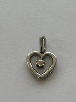 Weissgold 18 Karat -Herz Anhänger mit Diamant- Zeitlos!