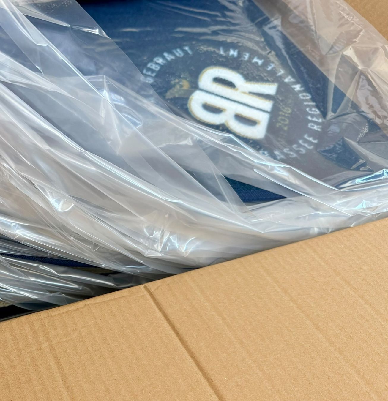 Spielmatte: Jass Teppich NEU im  original Karton – Neu und originalverpackt aus Rossrüti von Workoholic63 1