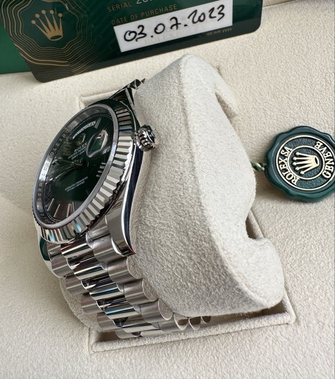 Rolex Uhren: 2023 New 40mm Rolex Day–Date White Gold – Green, ref: 228239 – Neu (gemäss Beschreibung) aus Risch von Zuger2020 3
