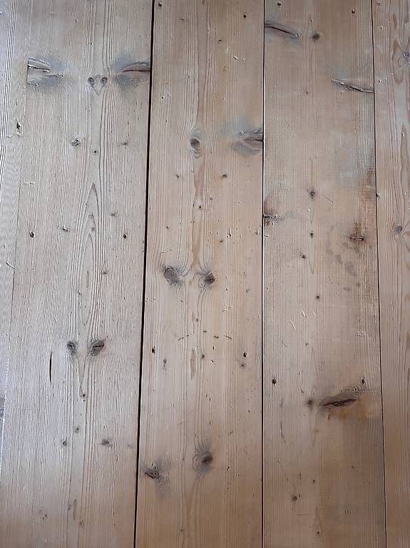 Articoli in legno: Boden Dielen Holz – Usato da Appenzell venduto da mpinseli3 1