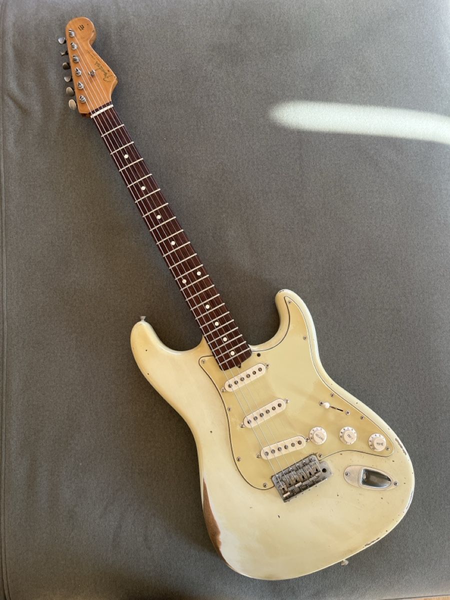 Fender Strumenti musicali: Fender Road Worn Stratocaster 60s – Usato da Zürich venduto da jornb33