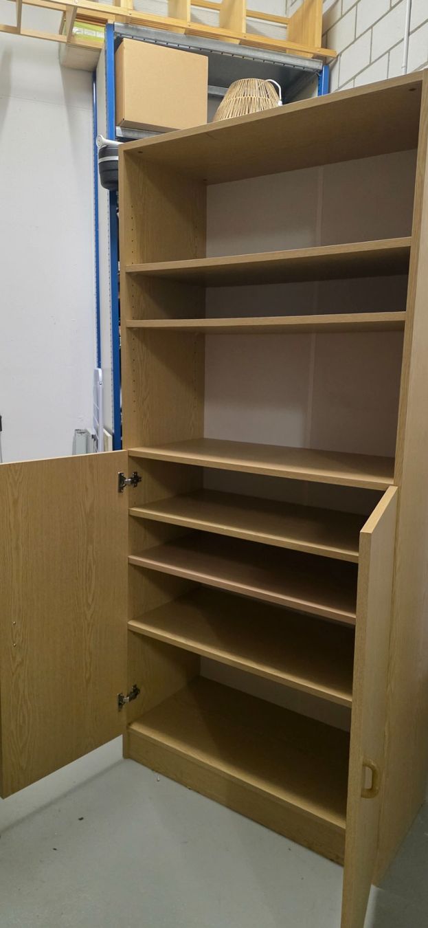 Schränke: Holzschrank – Gebraucht aus Benzenschwil von mab_wck5 1
