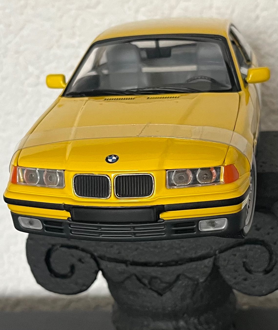 UT Models Modellini d'auto: BMW 3 series coupé, jaune, UT Models 1:18 – Usato da St-Cergue venduto da ncu_t267