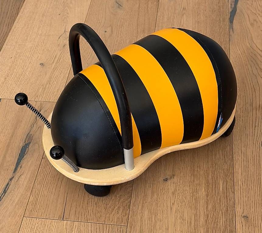 Fahrzeuge für Kinder: Wheely Bug Biene – Gebraucht aus Neerach von dom_zk5x 1
