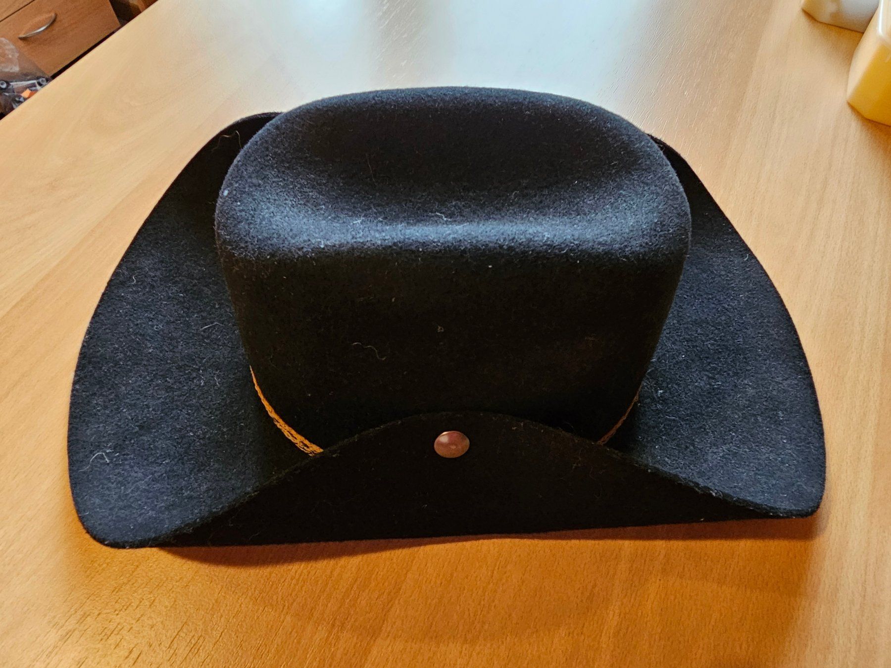 Copricapi, berretti & cappellini: Hut Gr.54 – Usato da Gontenschwil venduto da regentag