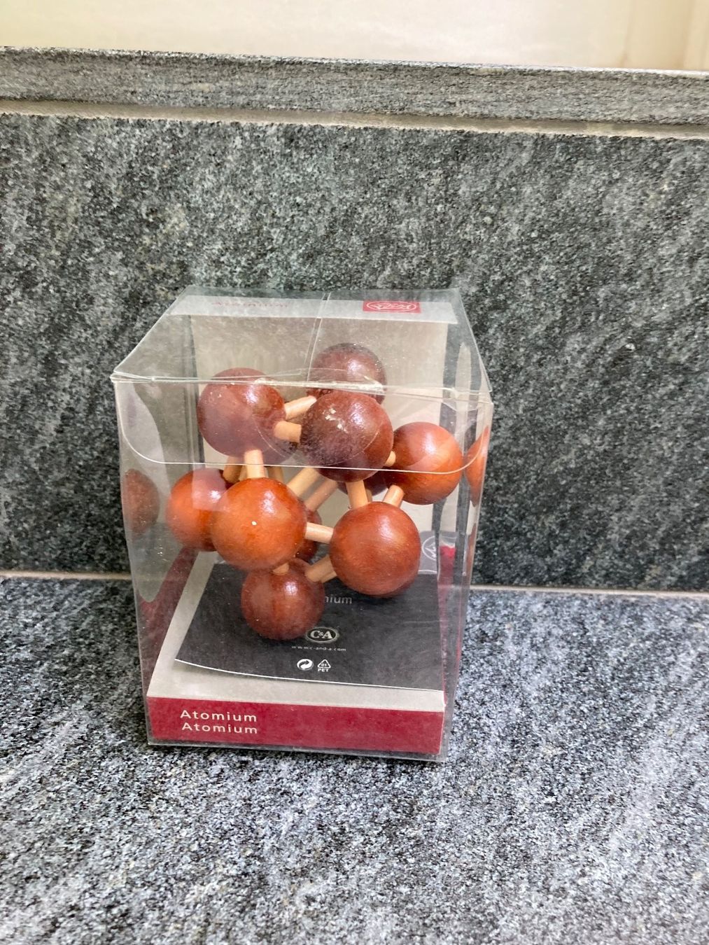 Giochi: Knobelspiel Atomium, Holz, fabrikneu – Nuovo e nell'imballaggio originale da Zofingen venduto da Zofi2