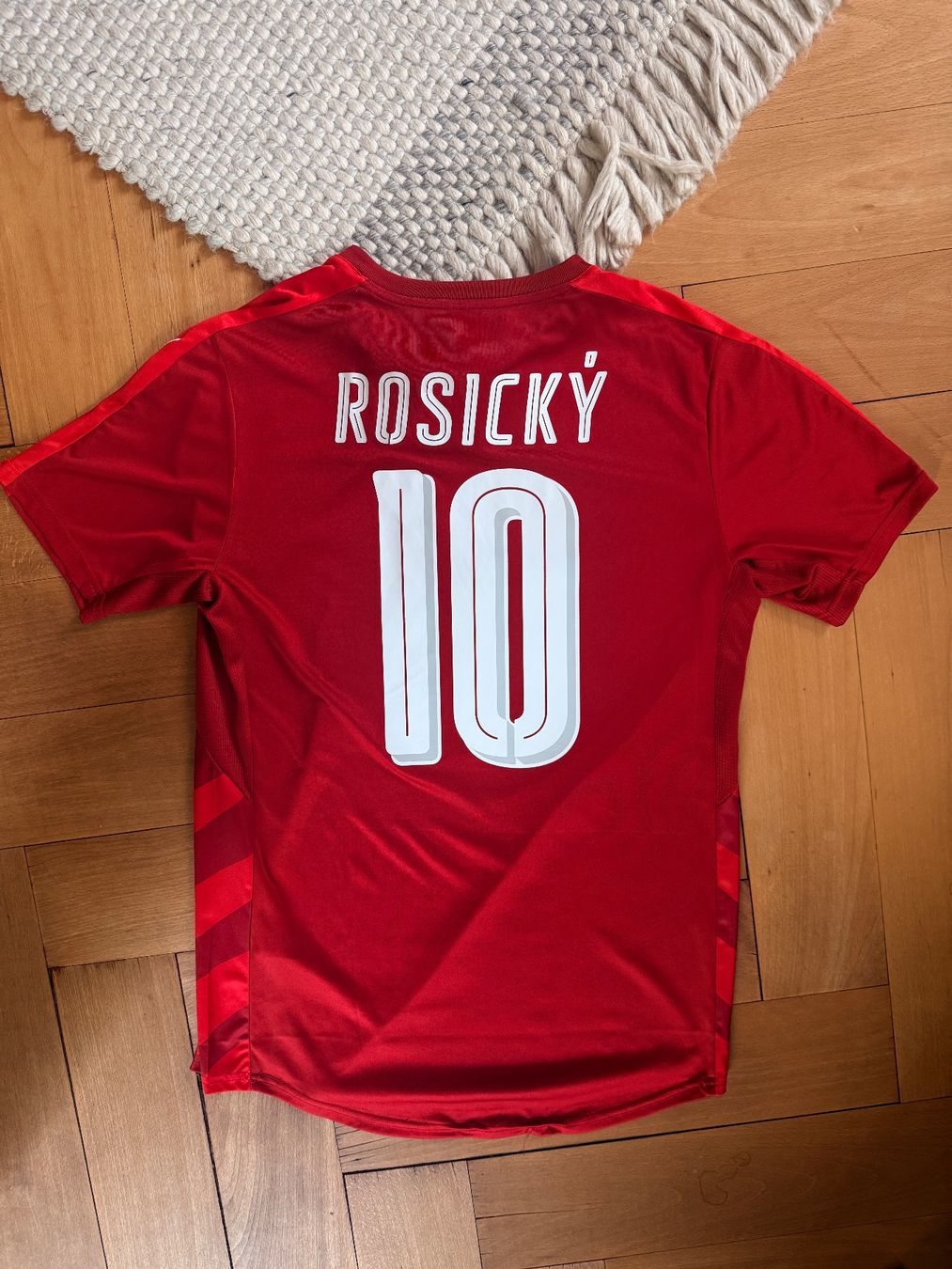Puma Canottiere & Pantaloni: Heimtrikot Tschechien 2016, Thomas Rosicky – Usato da St. Gallen venduto da samuel9408 1
