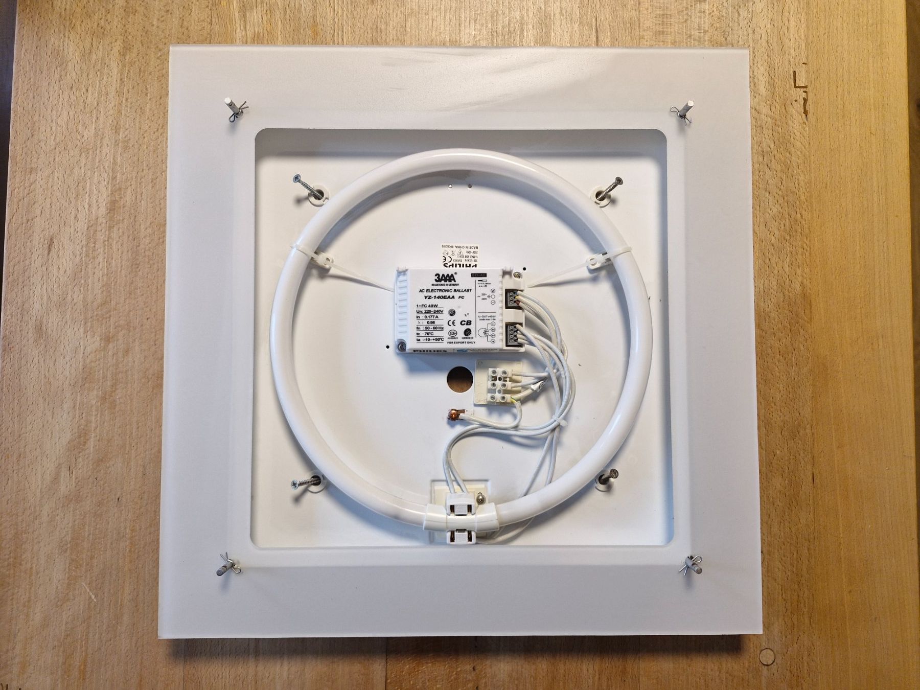 Philips Lampadari & plafoniere: Philips ECOMOODS Deckenleuchte, 40W – Usato da Wiesendangen venduto da enbtracked 2