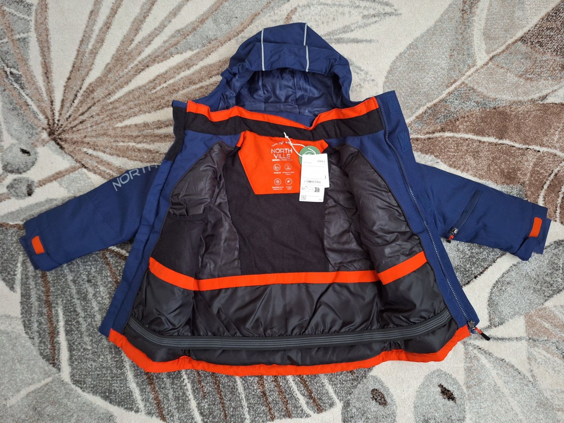 C&A Jacken & Mäntel: Ski-/Winterjacke - Gr. 128 / NEU – Neu und originalverpackt aus Luzern von Duga5 1