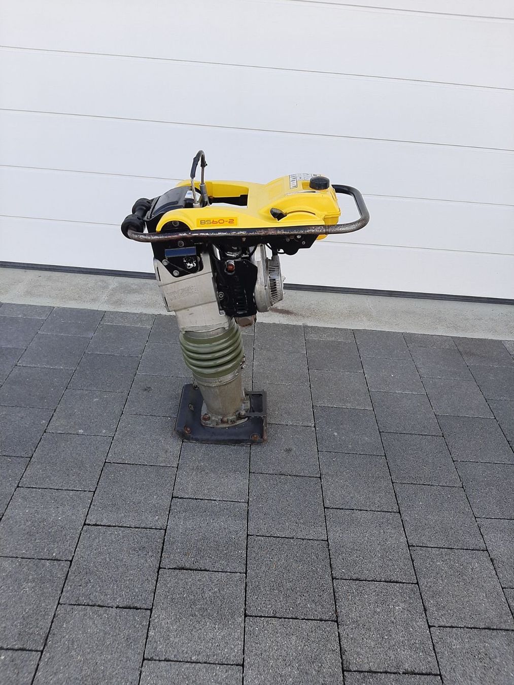 Wacker Neuson Tutte le macchine: Grabenstampfer Rammer Wacker Neuson – Usato da Rain venduto da Kleinmoto 4