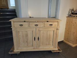 Wunderschöne antike Kommode/Anrichte restauriert