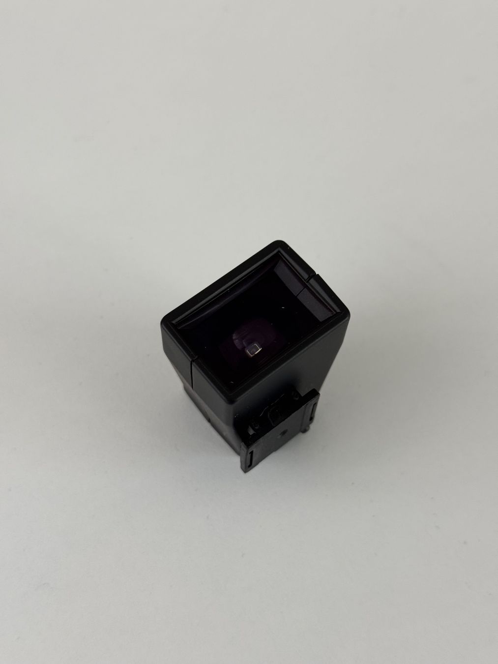 Leica Obiettivi: Leica Viewfinder 24mm Sucher – Usato da Zürich venduto da Fontana101 2