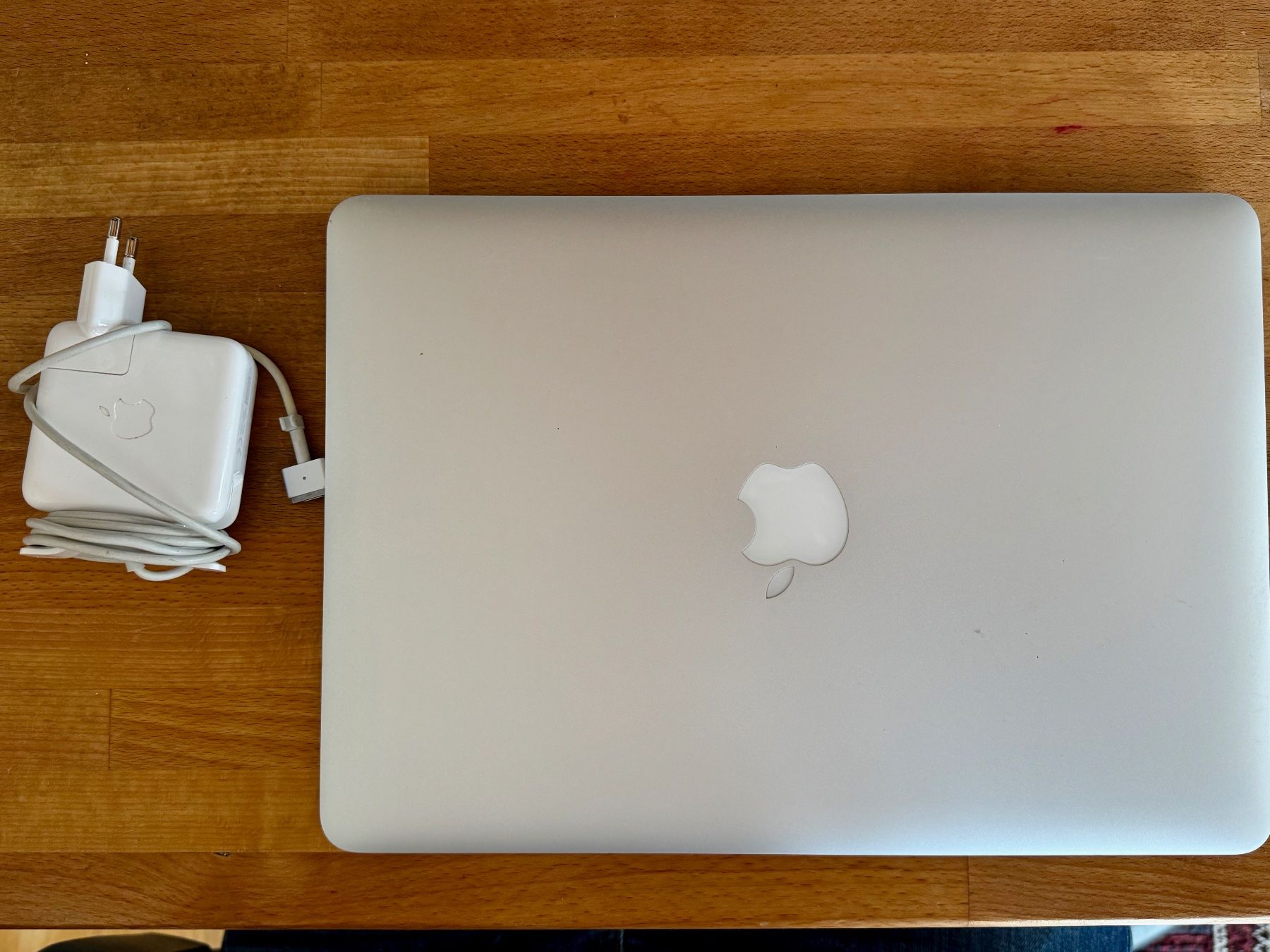 Apple Notebook: MacBook Air 13" 8GB/128GB – Usato da Corsier-sur-Vevey venduto da Makmic 1