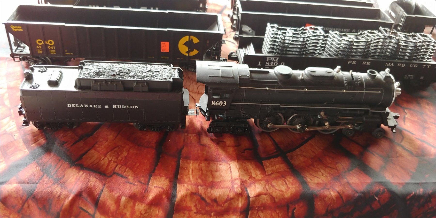 Lionel Modellini di ferrovie: Lionel Dampflok mit div. Güterwagen O – Usato da Waltenschwil venduto da Ardnas007 4