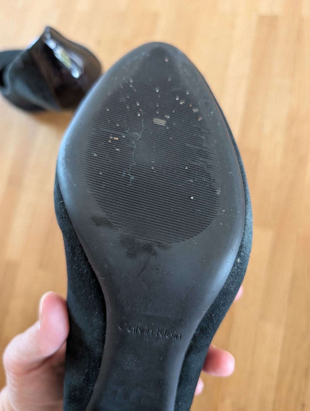 Calvin Klein Scarpe da donna: Calvin Klein Black Suede Heels, Size 37 – Usato da Zürich venduto da morgannpz 2
