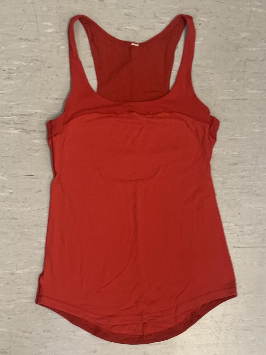 Lululemon Top: Lululemon tanktop Träger top XS – Usato da Unterseen venduto da jpowers1971