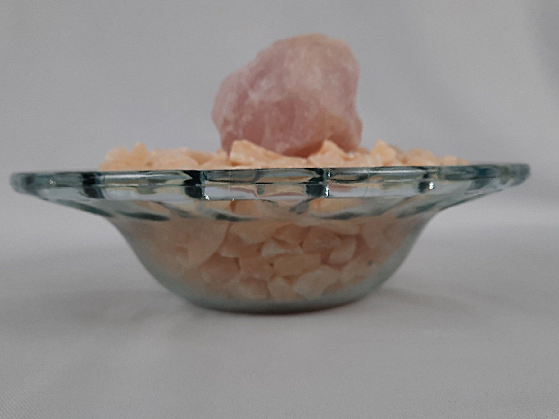 Pietre preziose: Dekorative Glasschale mit Edelsteinen – Usato da Beinwil am See venduto da Restwert_Beinwil 2