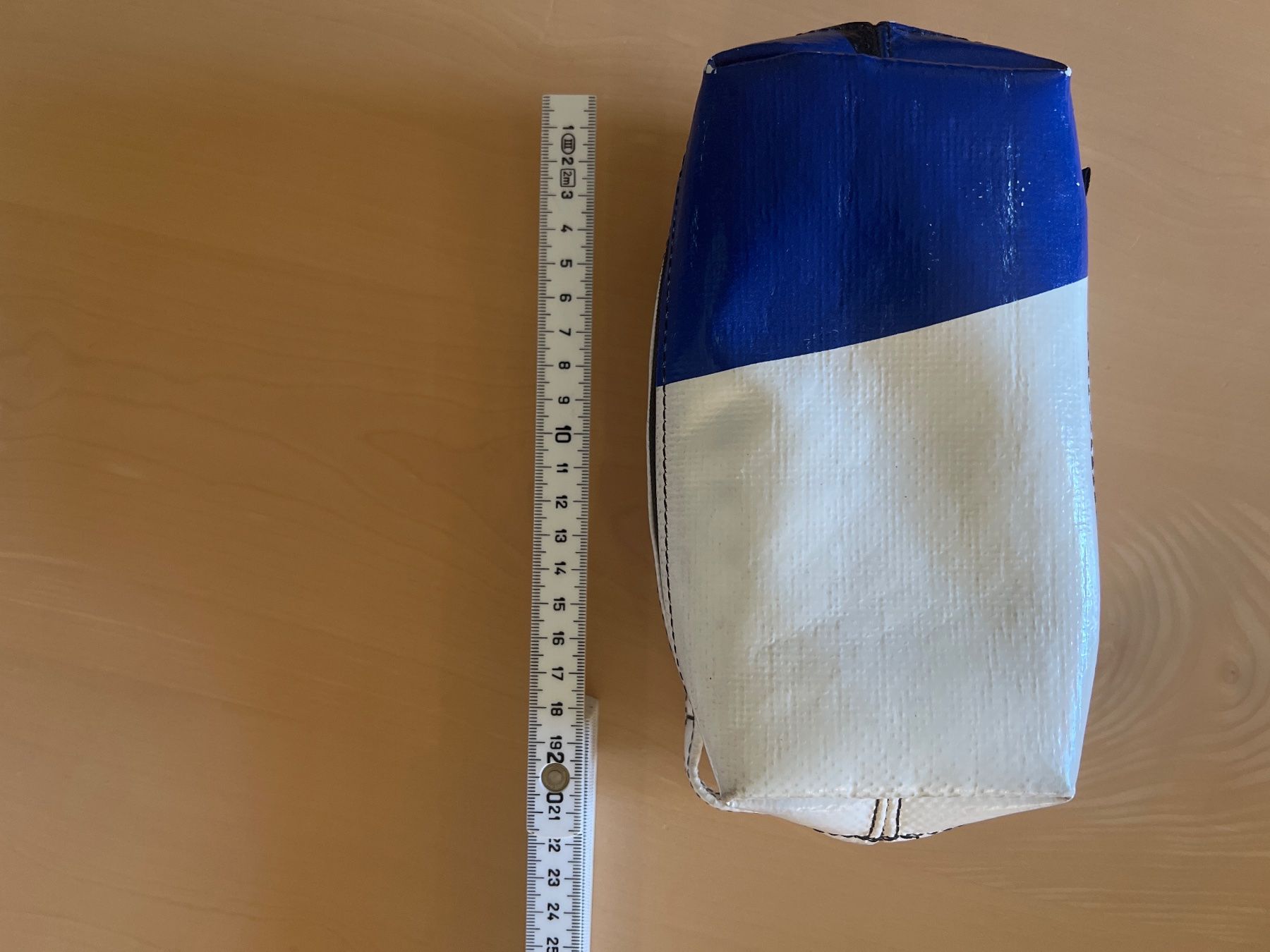 Freitag Custodie per cosmetici: Freitag Toiletry Bag White Blue – Usato da Zürich venduto da olfri 4