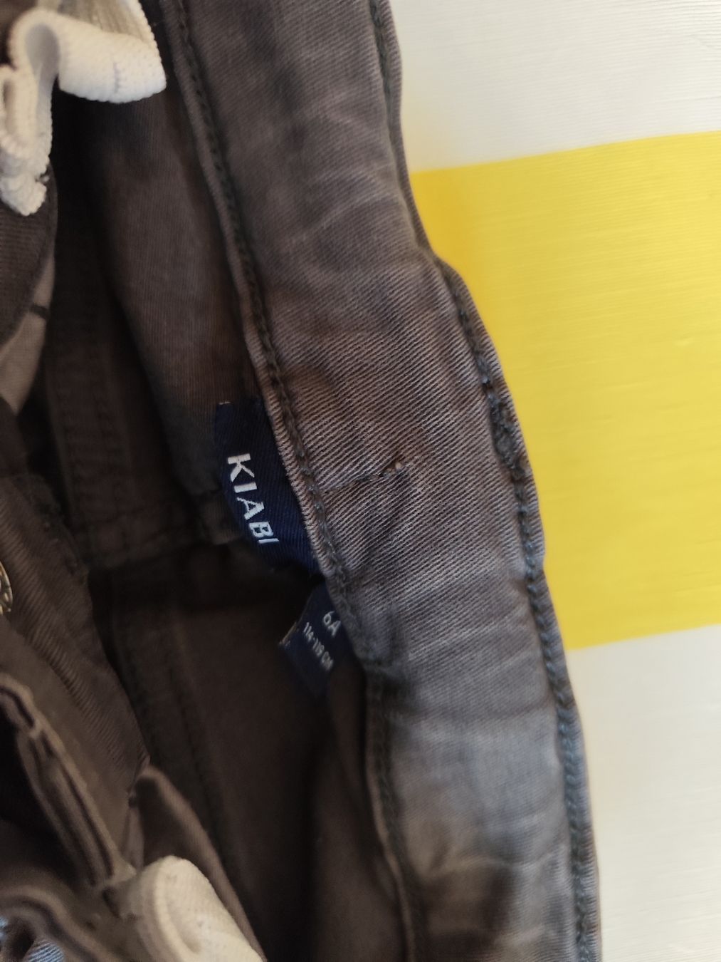 Hosen: Graue Hose. Gr. 6 – Gebraucht aus Widen von isa_zz9b 2