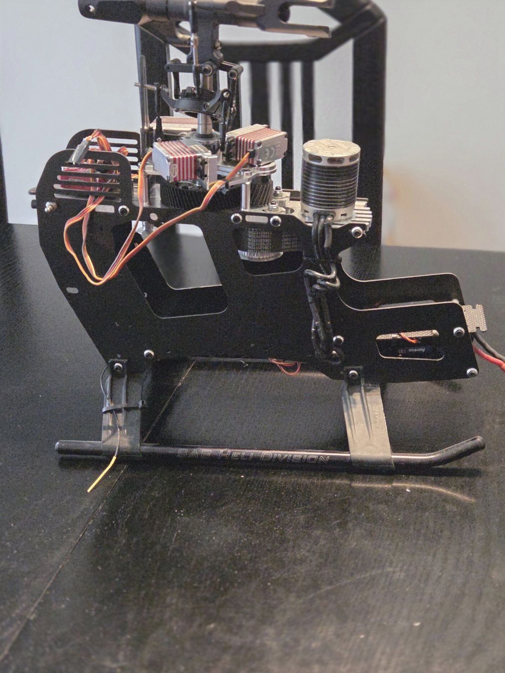 Modellismo RC: SAB Gobin Black Thunder Sport – Difettoso da Däniken SO venduto da Adidasskater 9