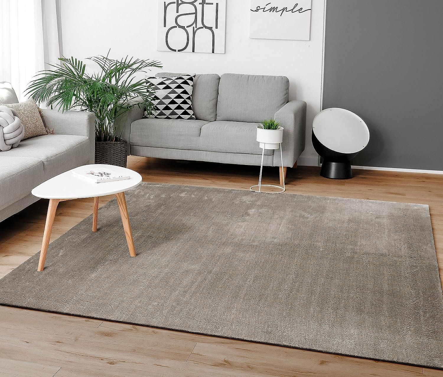 Teppiche: Teppich Super Soft NEU Grau ll - pflegeleicht – Neu und originalverpackt aus Bern von Miraitrading 1