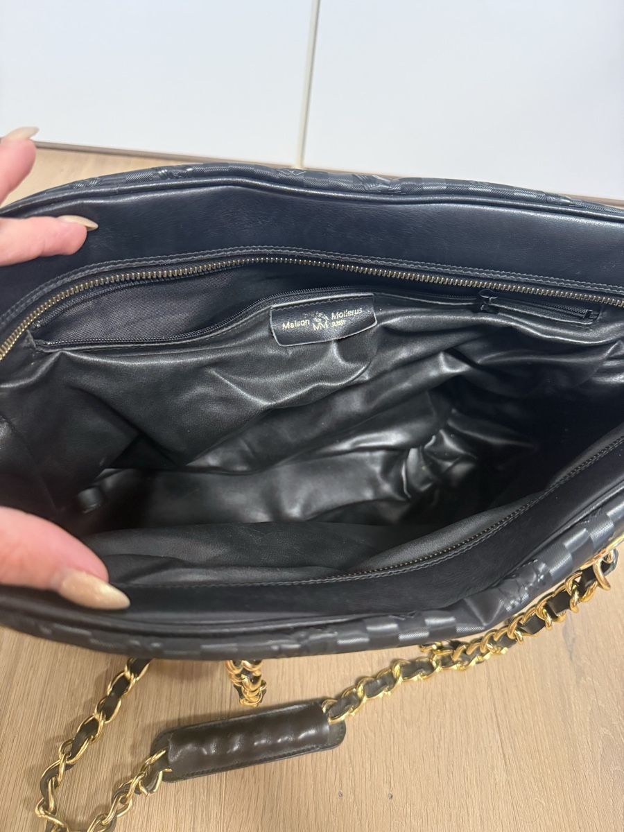 Maison Mollerus Borse da donna: Schultertasche Maison Mollerus schwarz mit Kette – Usato da Allschwil venduto da EmmiJa 1