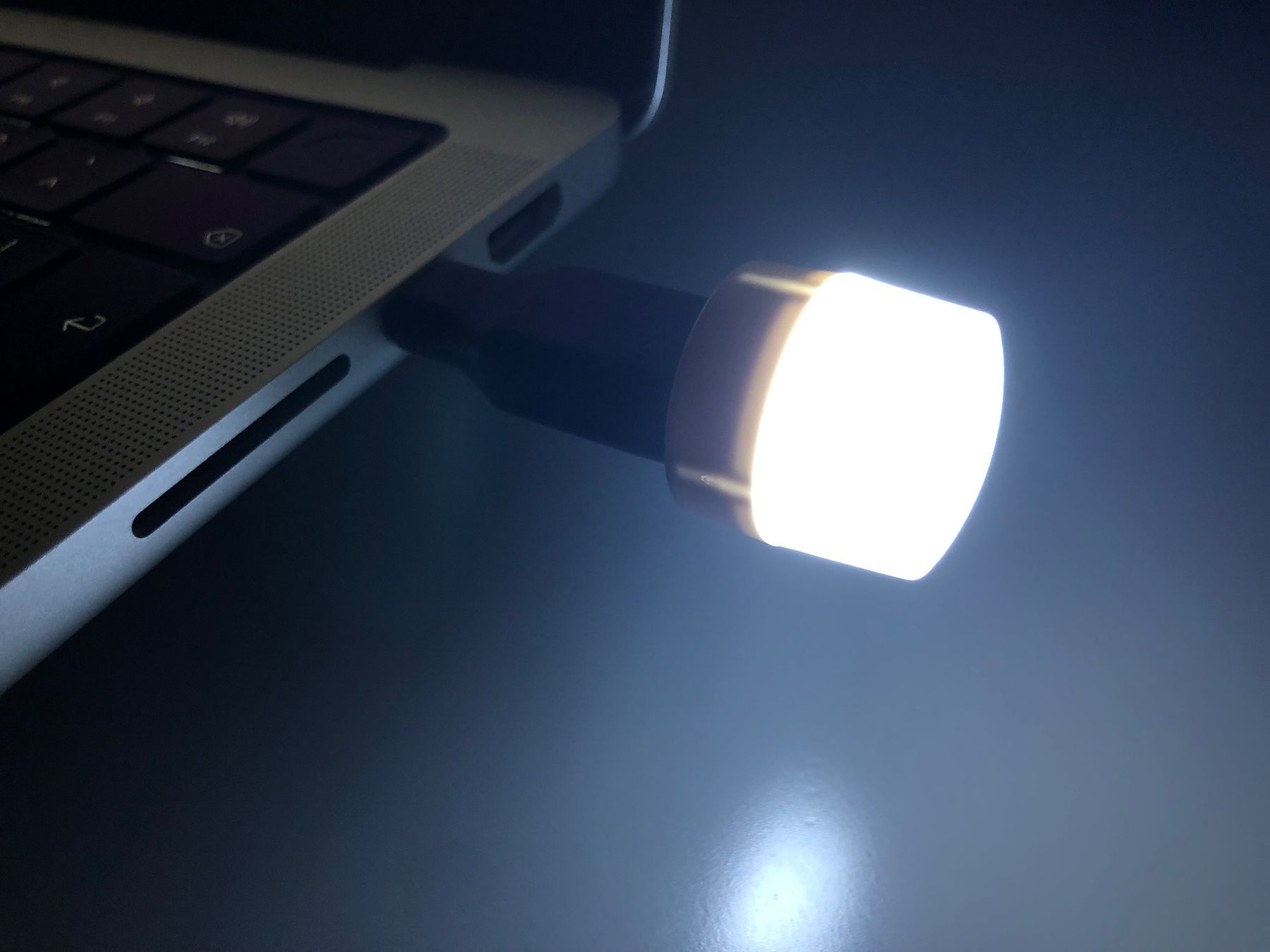 Lampade: USB-Licht, weisses Licht – Nuovo e nell'imballaggio originale da Wettingen venduto da Chnoelleli
