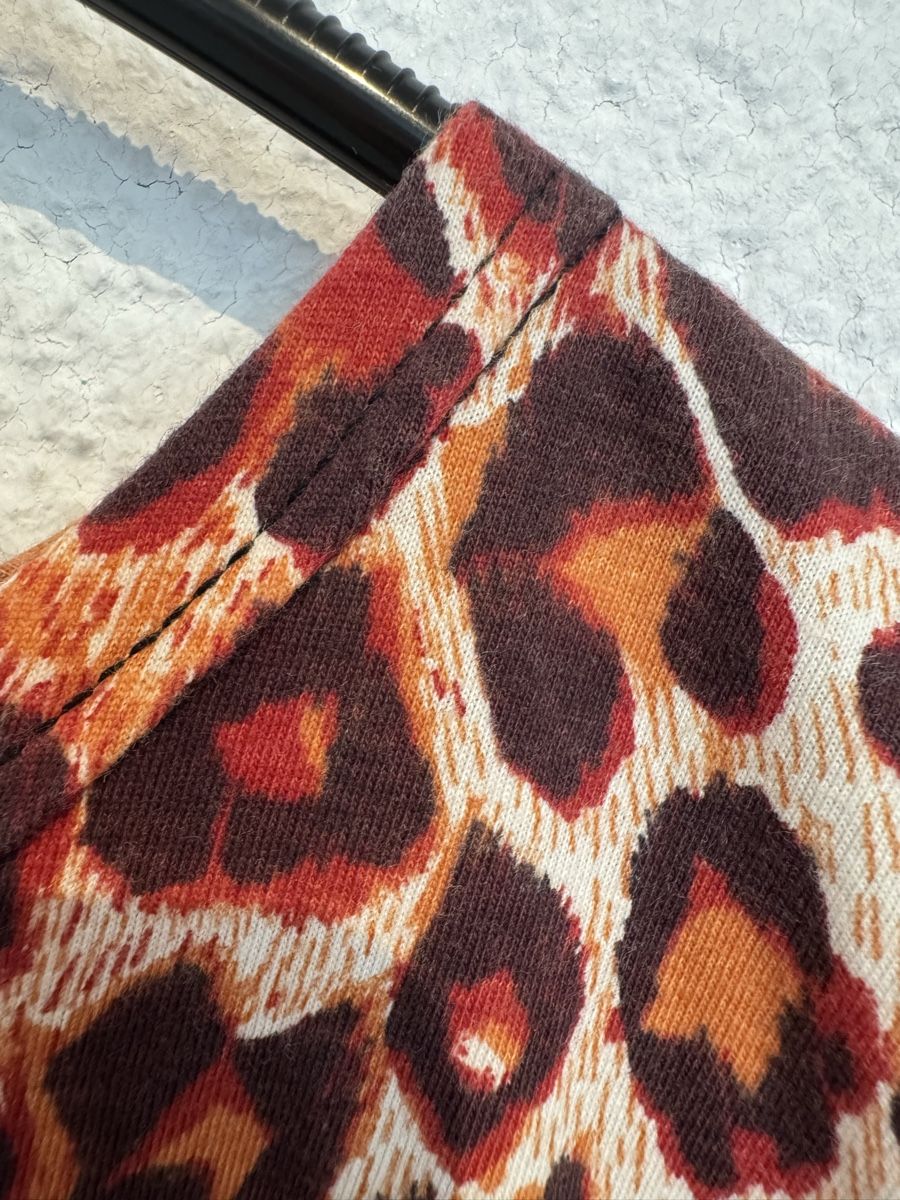 T-Shirts: Vintage Shirt leo oversized Gr. M – Gebraucht aus Fislisbach von KolibriSecondhand 5