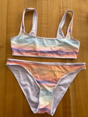 WEEKDAY Bikini Set, Gr. M/L, Sommerfarben, Neuwertig!