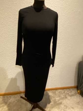 Kleid schwarz M