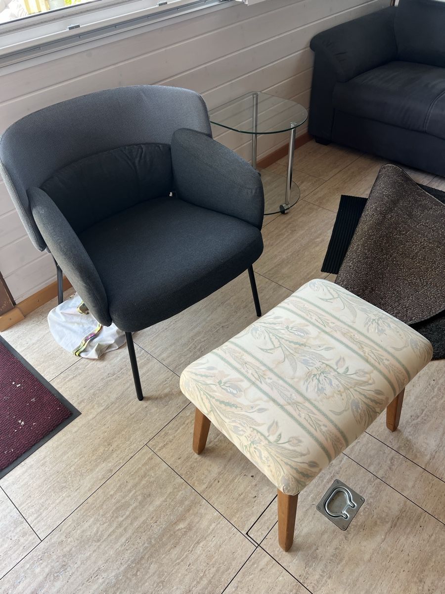 Sedie: Stuhl mit Hocker  – Usato da Appenzell venduto da jul_gxy5